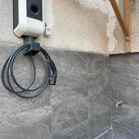 Laibach Suite شقة *