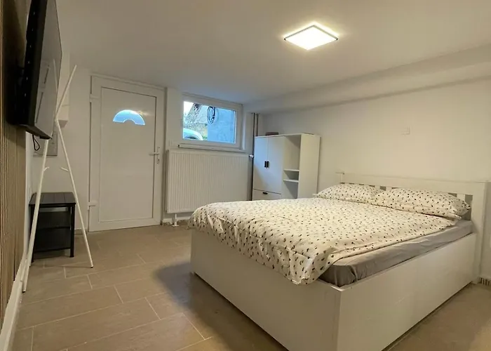 Laibach Suite شقة *