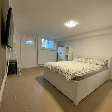 Laibach Suite Apartment *